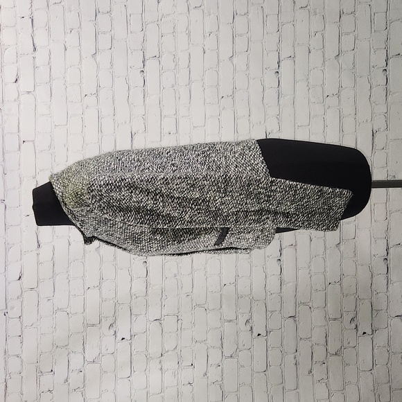 LOFT Wool Sweater Blazer with Faux Leather Pockets -Size 6 - Picture 5 of 12